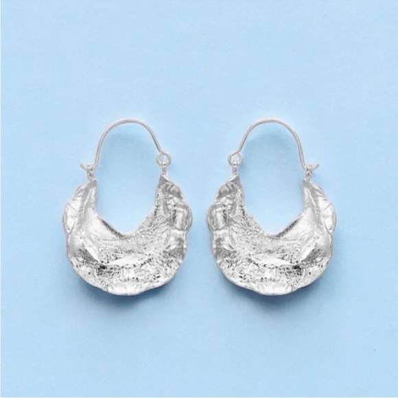 Zara Jewelry - Zara Silver Crescent Hoop Earrings